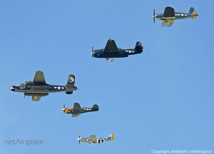 (Private) North American B-25J Mitchell (N5672V) | Photo 141713