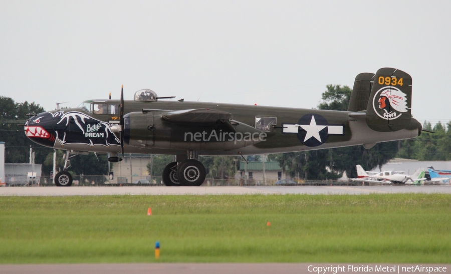(Private) North American B-25J Mitchell (N5672V) | Photo 355043