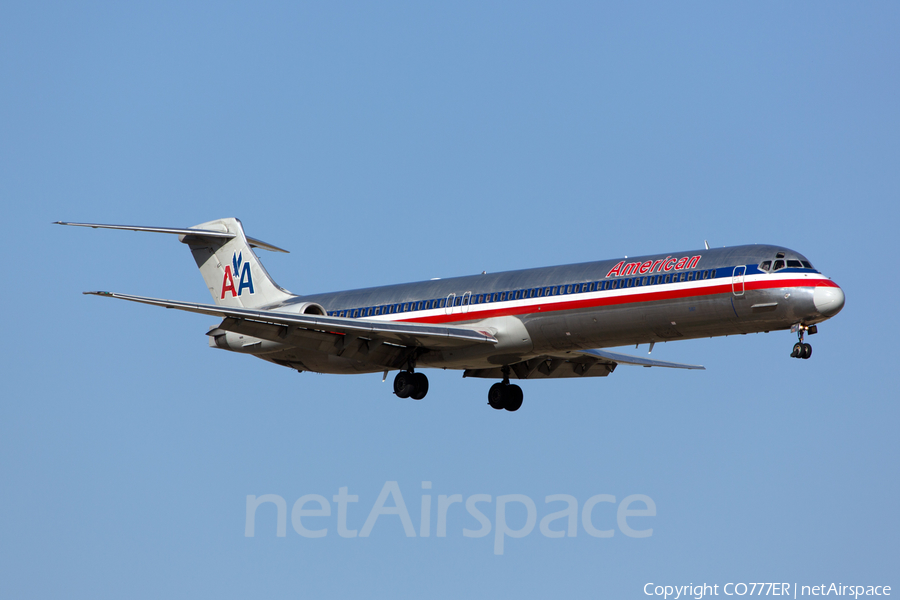 American Airlines McDonnell Douglas MD-83 (N567AM) | Photo 41664