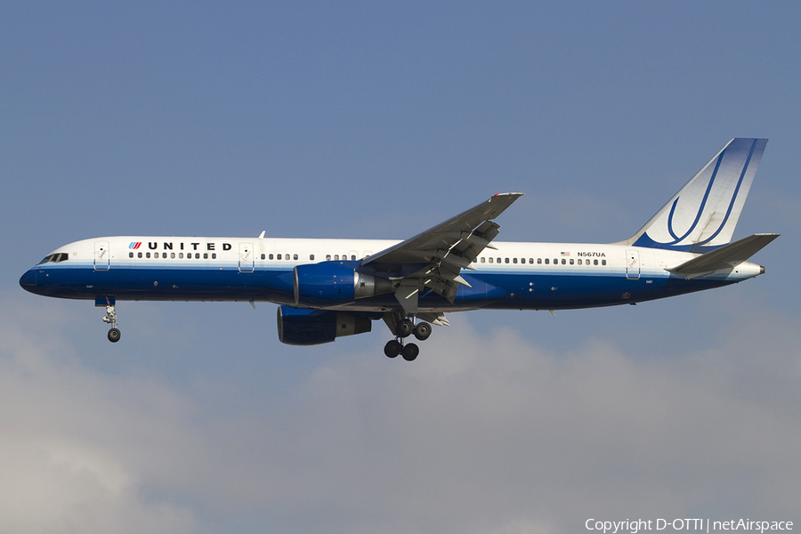 United Airlines Boeing 757-222 (N567UA) | Photo 339337