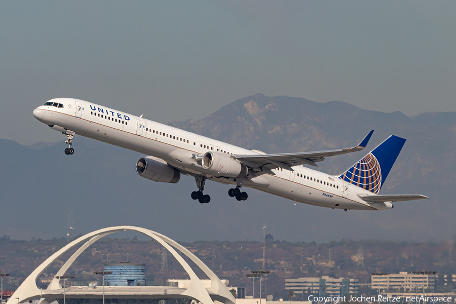 United Airlines Boeing 757-324 (N56859) | Photo 368376