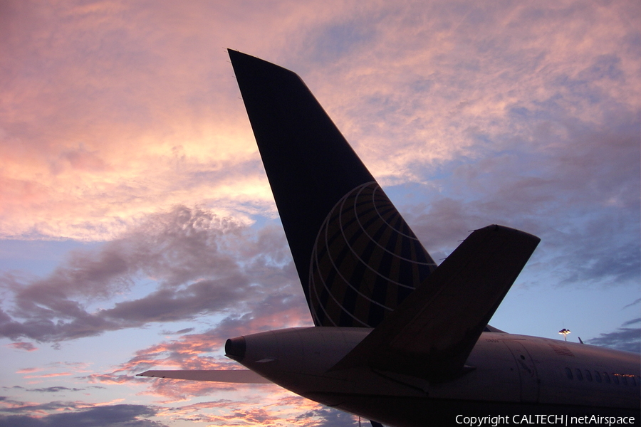 United Airlines Boeing 757-324 (N56859) | Photo 26567