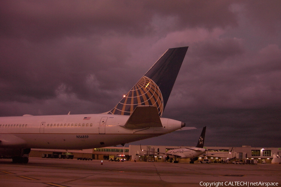 United Airlines Boeing 757-324 (N56859) | Photo 29297