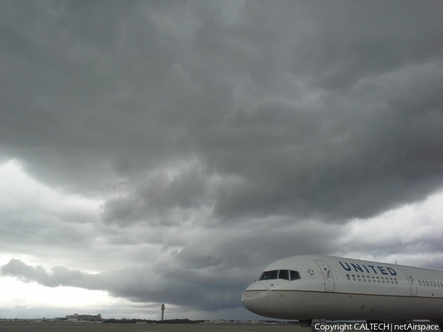 United Airlines Boeing 757-324 (N56859) | Photo 51867