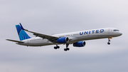 United Airlines Boeing 757-324 (N56859) at  South Bend - International, United States