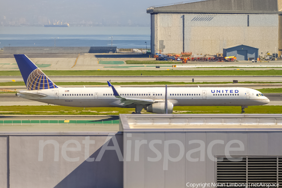 United Airlines Boeing 757-324 (N56859) | Photo 426844