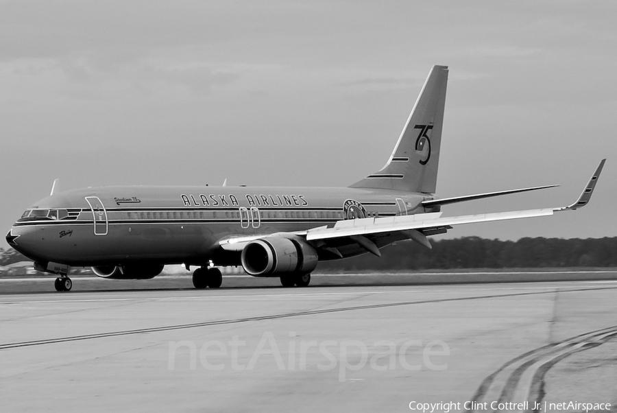 Alaska Airlines Boeing 737-890 (N569AS) | Photo 40769