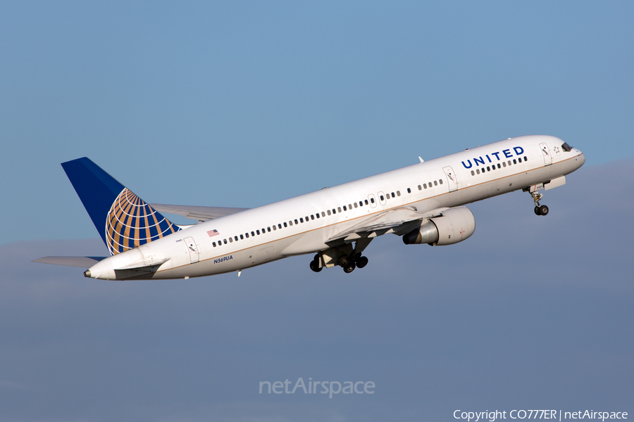 United Airlines Boeing 757-222 (N569UA) | Photo 31764