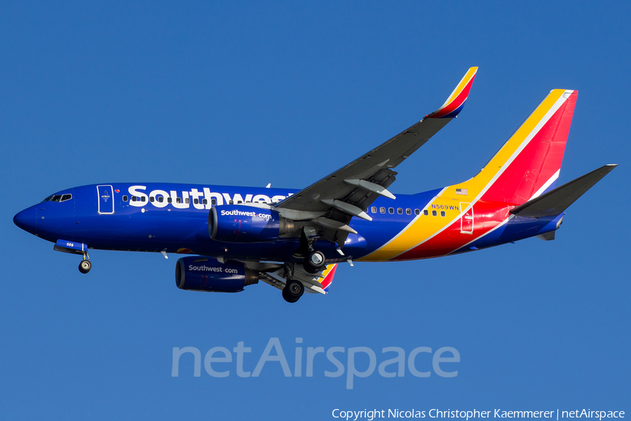 Southwest Airlines Boeing 737-7CT (N569WN) | Photo 158747