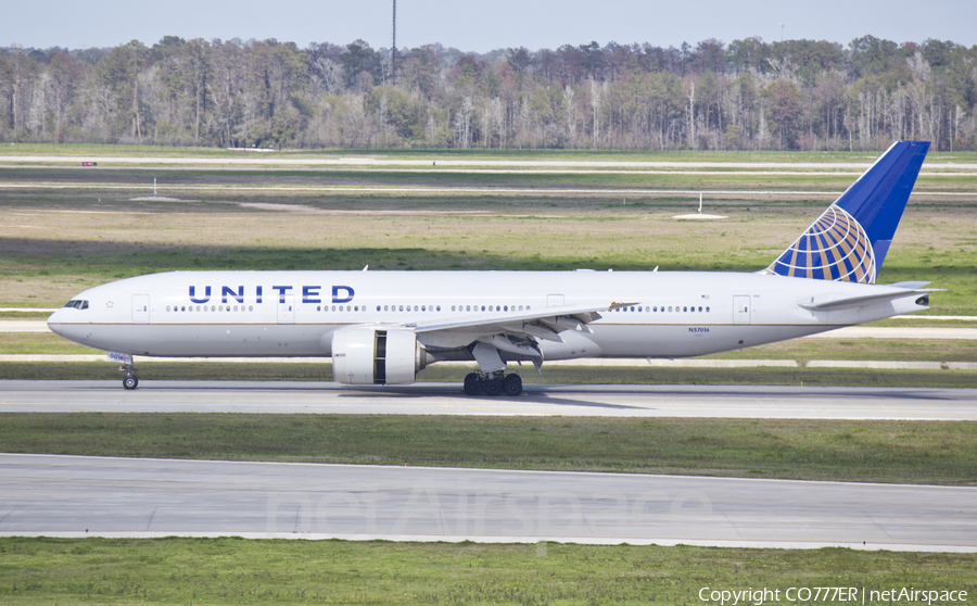 United Airlines Boeing 777-224(ER) (N57016) | Photo 3018