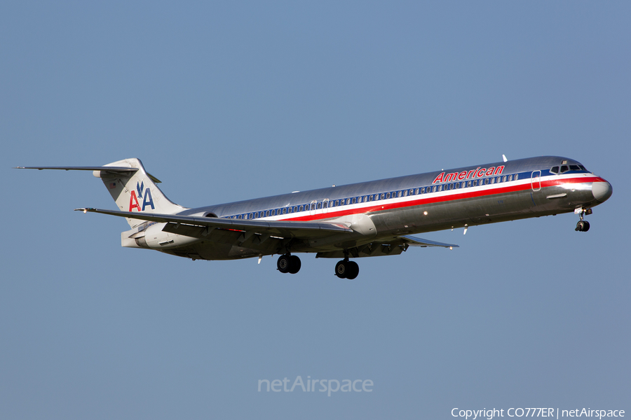 American Airlines McDonnell Douglas MD-83 (N570AA) | Photo 115733