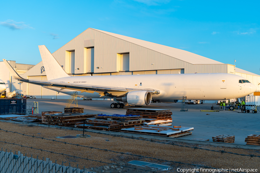 LATAM Cargo Colombia Boeing 767-316(ER)(BCF) (N570LA) | Photo 663461
