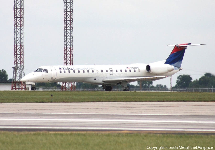 Delta Connection (Chautauqua Airlines) Embraer ERJ-145LR (N570RP) | Photo 300974