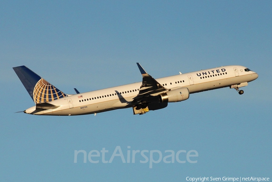 United Airlines Boeing 757-224 (N57111) | Photo 32905