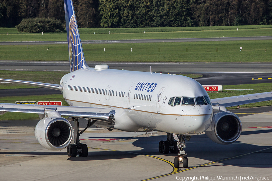 United Airlines Boeing 757-224 (N57111) | Photo 88060