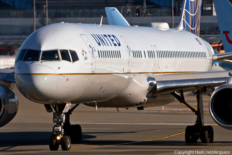 United Airlines Boeing 757-224 (N57111) | Photo 88663