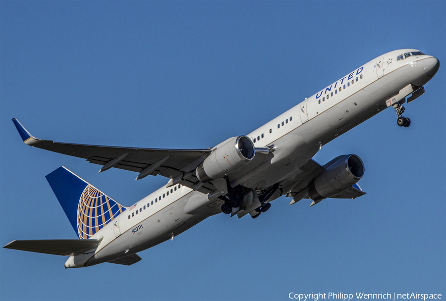 United Airlines Boeing 757-224 (N57111) | Photo 88673