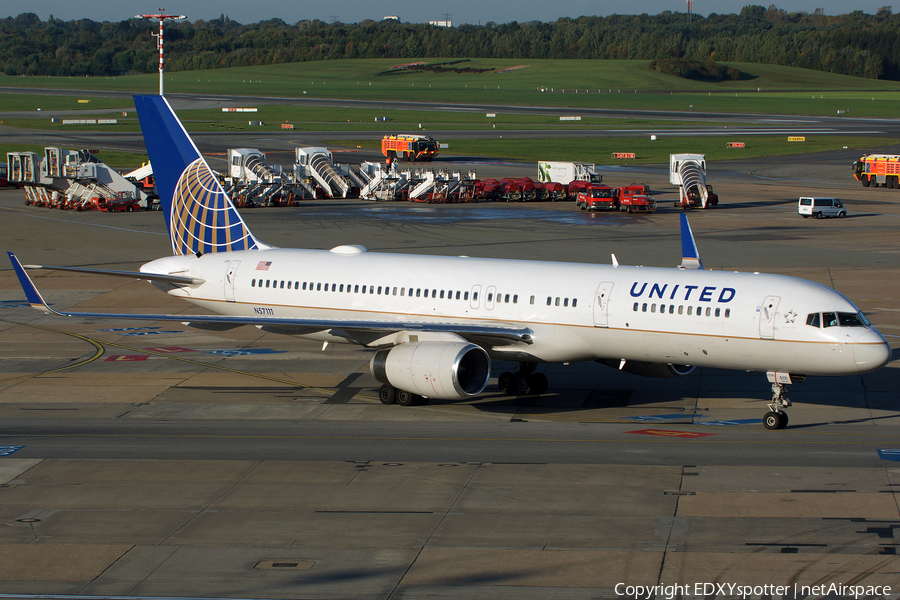 United Airlines Boeing 757-224 (N57111) | Photo 275638