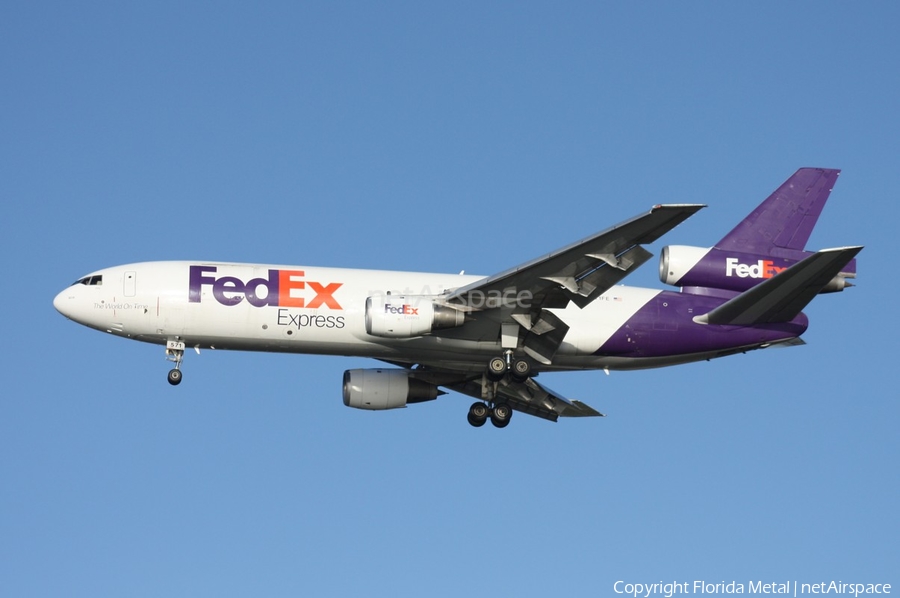 FedEx McDonnell Douglas MD-10-10F (N571FE) | Photo 300975