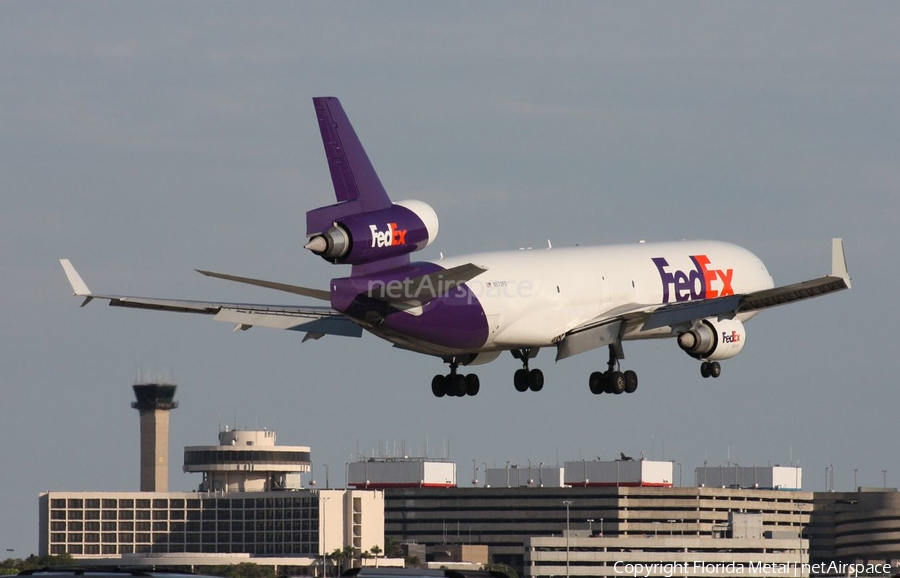 FedEx McDonnell Douglas MD-11F (N572FE) | Photo 300978