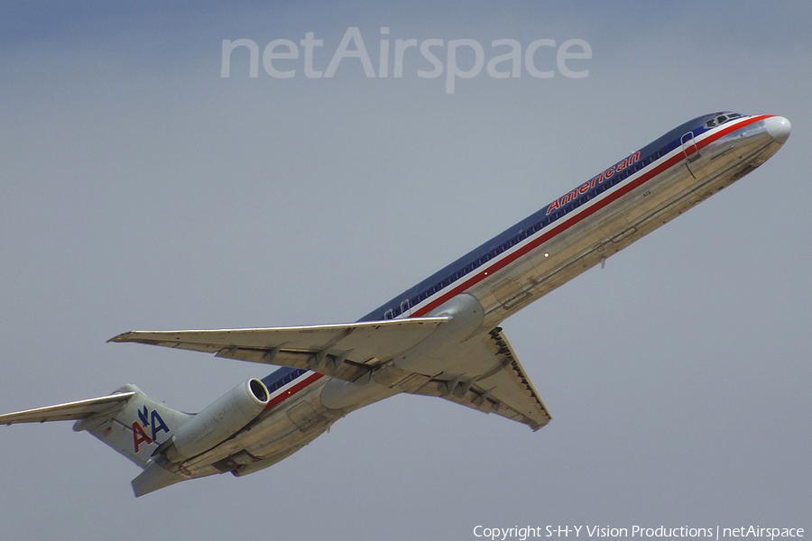 American Airlines McDonnell Douglas MD-82 (N573AA) | Photo 24121