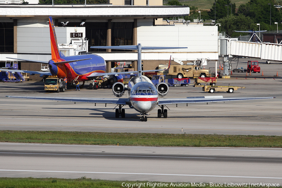 American Airlines McDonnell Douglas MD-82 (N573AA) | Photo 93226