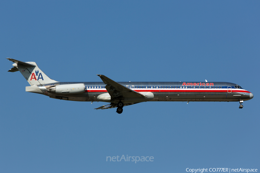 American Airlines McDonnell Douglas MD-82 (N573AA) | Photo 57284