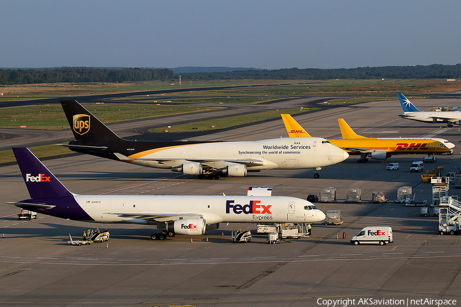 United Parcel Service Boeing 747-44AF (N573UP) | Photo 124534