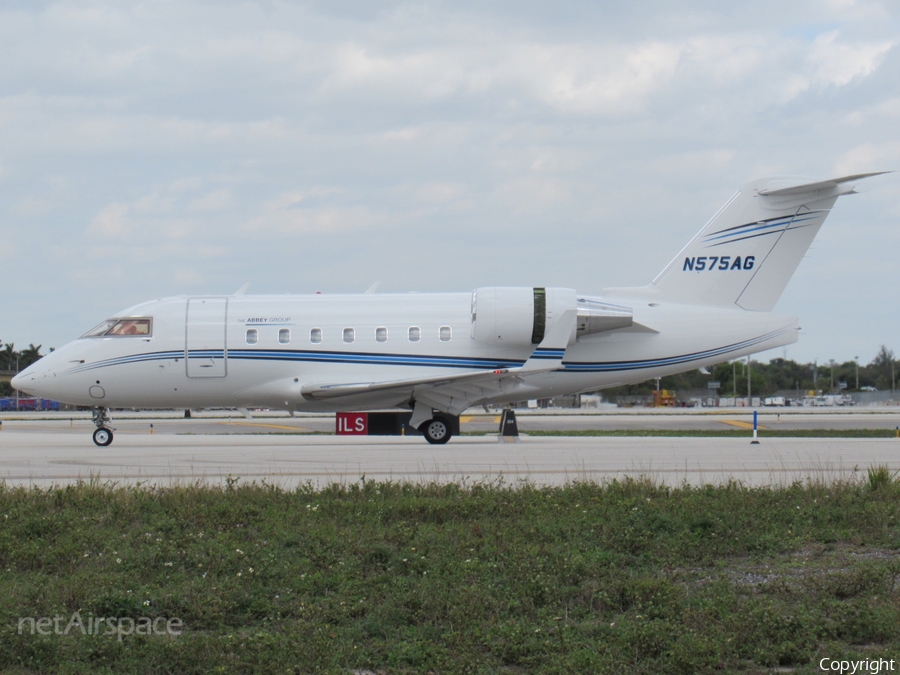 (Private) Bombardier CL-600-2B16 Challenger 604 (N575AG) | Photo 297699