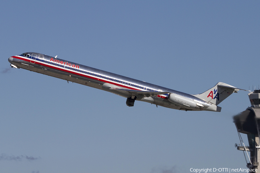 American Airlines McDonnell Douglas MD-82 (N576AA) | Photo 334849