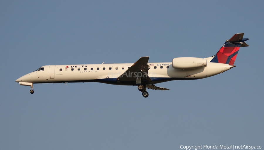 Delta Connection (Chautauqua Airlines) Embraer ERJ-145LR (N576RP) | Photo 590589