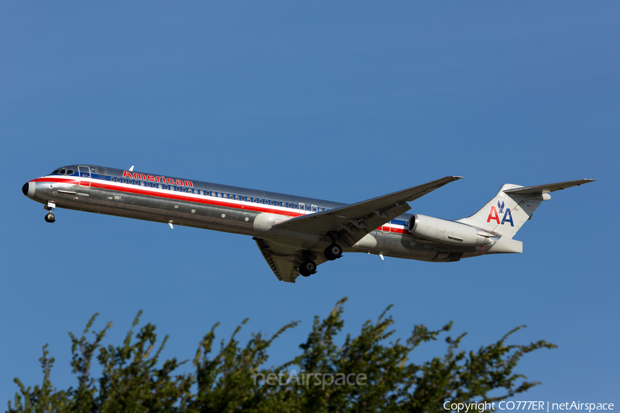 American Airlines McDonnell Douglas MD-82 (N577AA) | Photo 29934