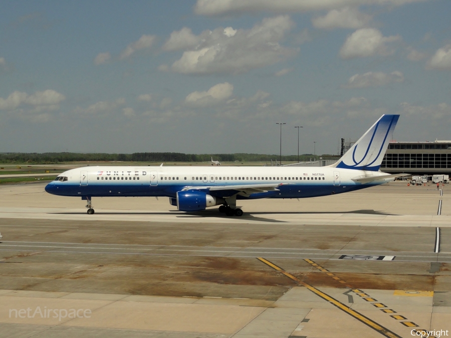 United Airlines Boeing 757-222 (N577UA) | Photo 76825
