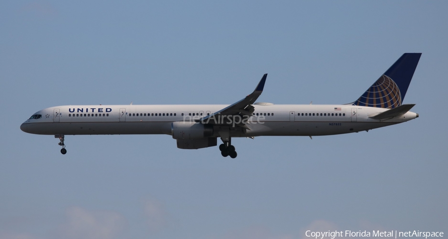 United Airlines Boeing 757-324 (N57852) | Photo 311326