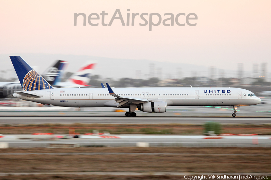United Airlines Boeing 757-324 (N57855) | Photo 82472