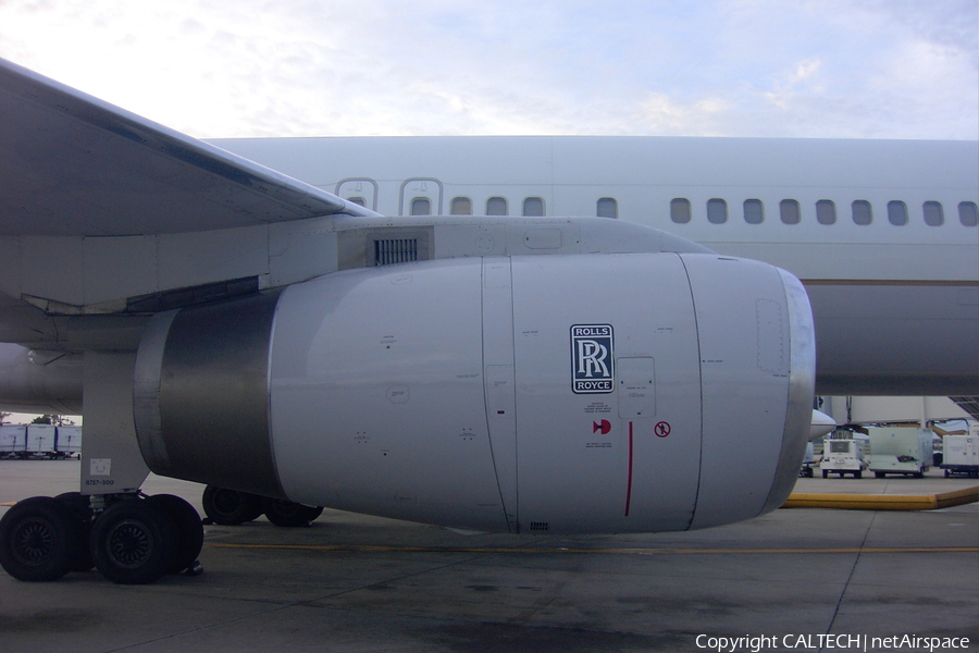 United Airlines Boeing 757-324 (N57855) | Photo 11801