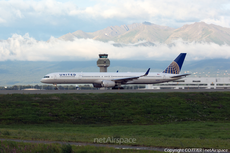 United Airlines Boeing 757-324 (N57857) | Photo 30837