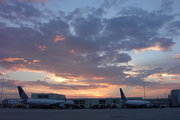 United Airlines Boeing 757-324 (N57857) at  Orlando - International (McCoy), United States