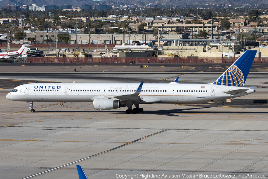 United Airlines Boeing 757-33N (N57862) | Photo 604650
