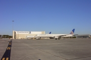 Continental Airlines Boeing 757-33N (N57863) at  Orlando - International (McCoy), United States