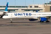 United Airlines Boeing 757-33N (N57863) at  Denver - International, United States