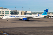 United Airlines Boeing 757-33N (N57863) at  Denver - International, United States