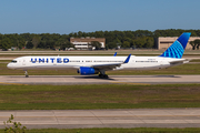 United Airlines Boeing 757-33N (N57863) at  Houston - George Bush Intercontinental, United States
