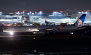 United Airlines Boeing 757-33N (N57863) at  Los Angeles - International, United States