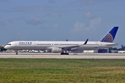 United Airlines Boeing 757-33N (N57863) at  Miami - International, United States