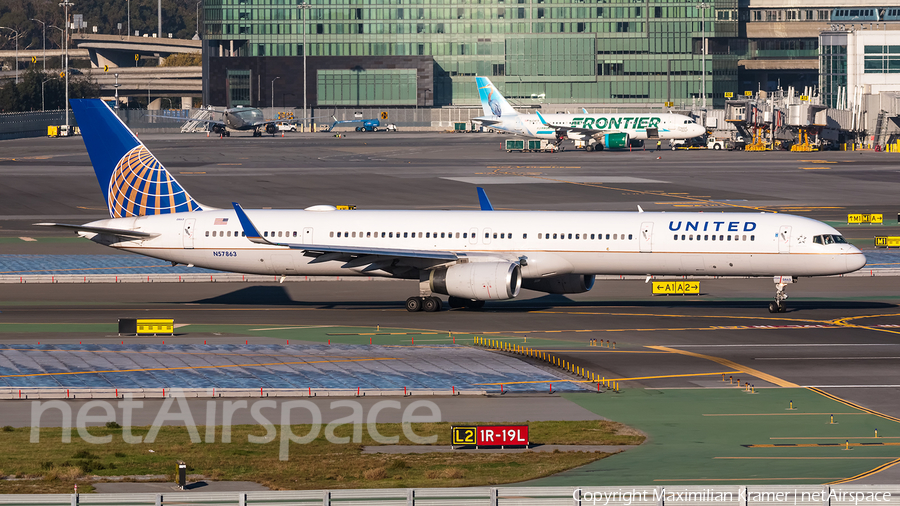 United Airlines Boeing 757-33N (N57863) | Photo 503173