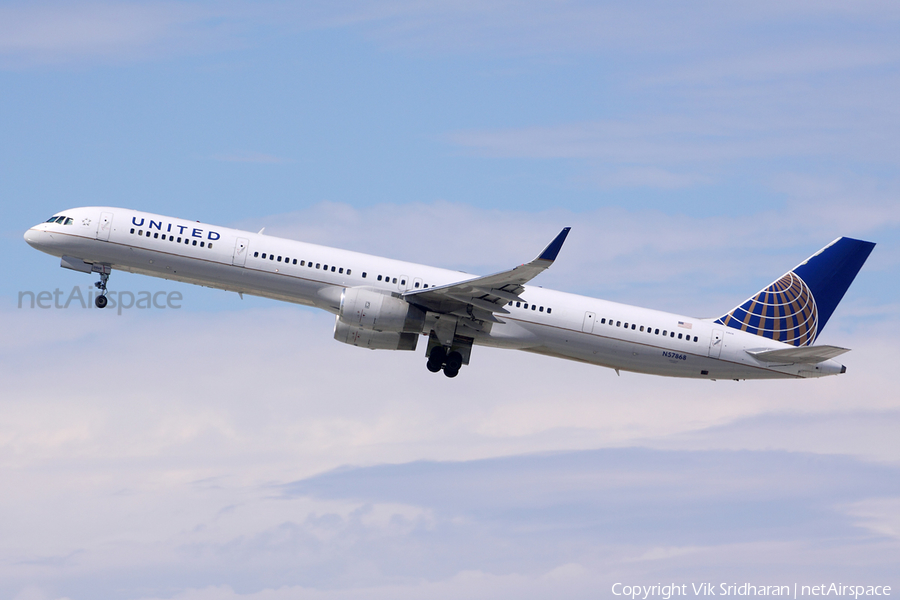 United Airlines Boeing 757-33N (N57868) | Photo 10314