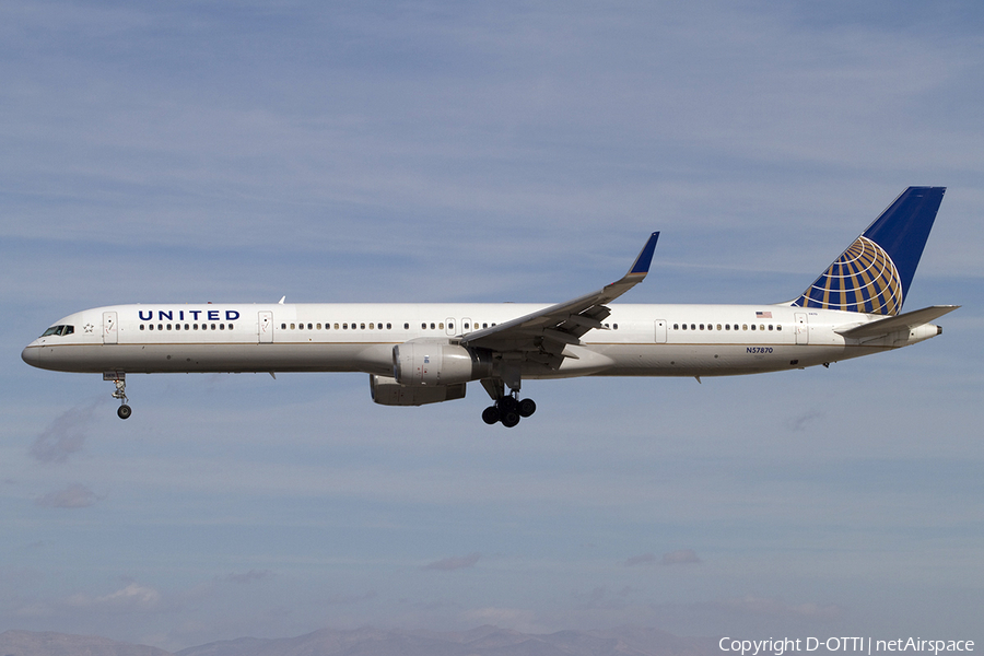 United Airlines Boeing 757-33N (N57870) | Photo 341764