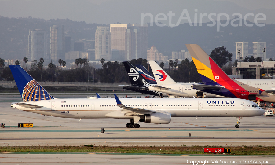 United Airlines Boeing 757-33N (N57870) | Photo 149309
