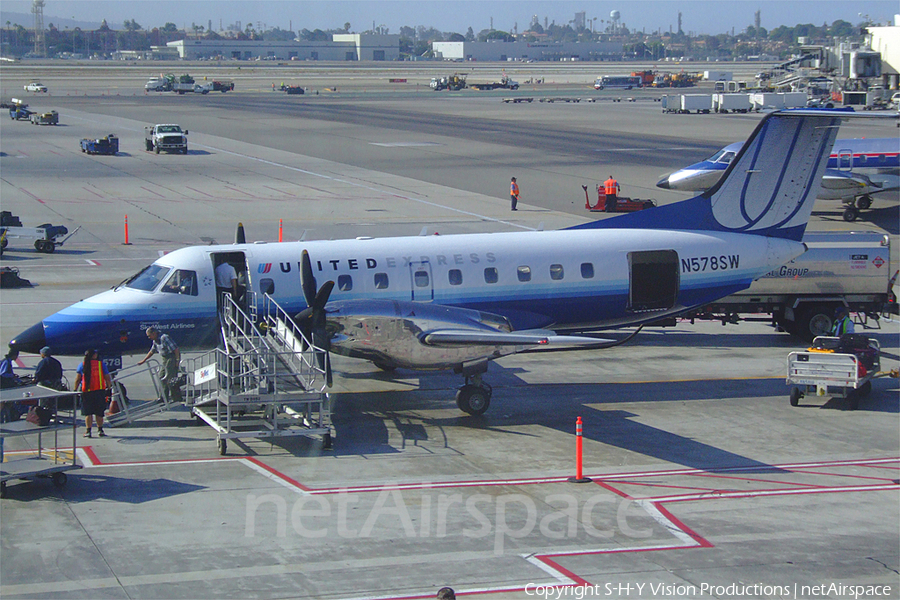 United Express (SkyWest Airlines) Embraer EMB-120ER Brasilia (N578SW) | Photo 10831